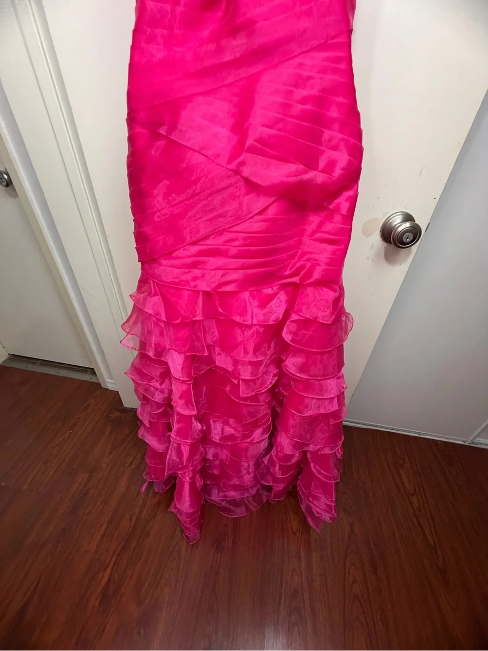 May Queen Couture Vintage Strapless Barbie Hot Pink Beaded Ruffle Gown NWOT 6 - Picture 10 of 16